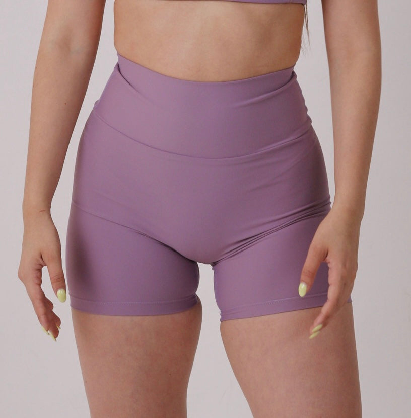 MAUVE SHORT