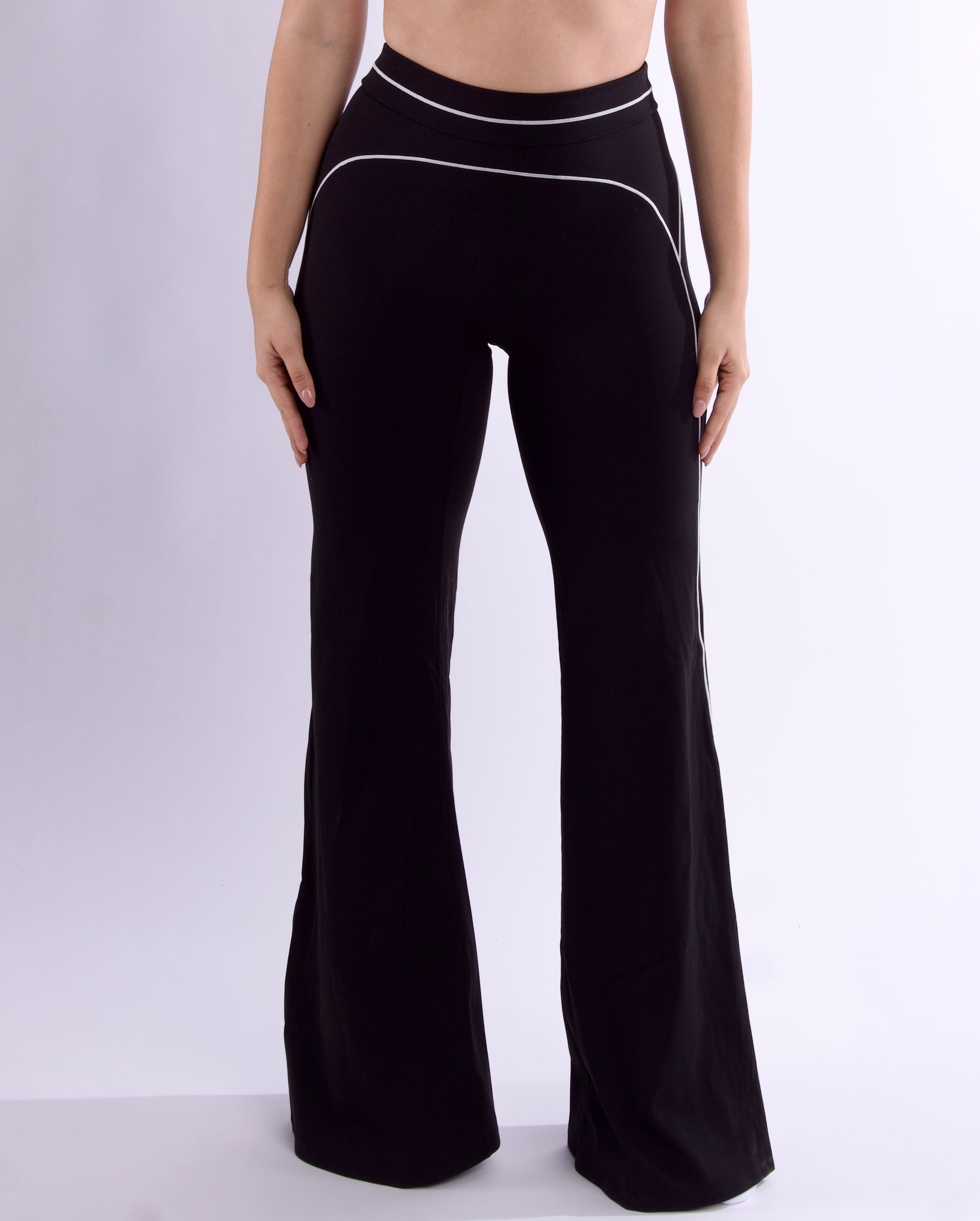 B&W WIDE LEG