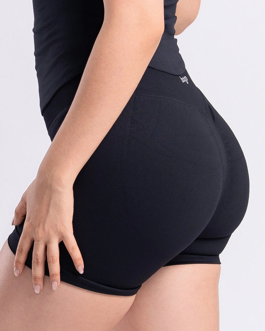 SHORT BLACK PUSH-UP