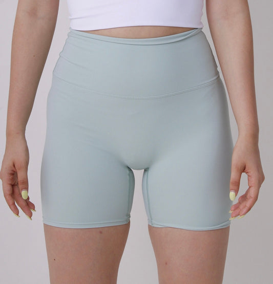 BASIC SHORT