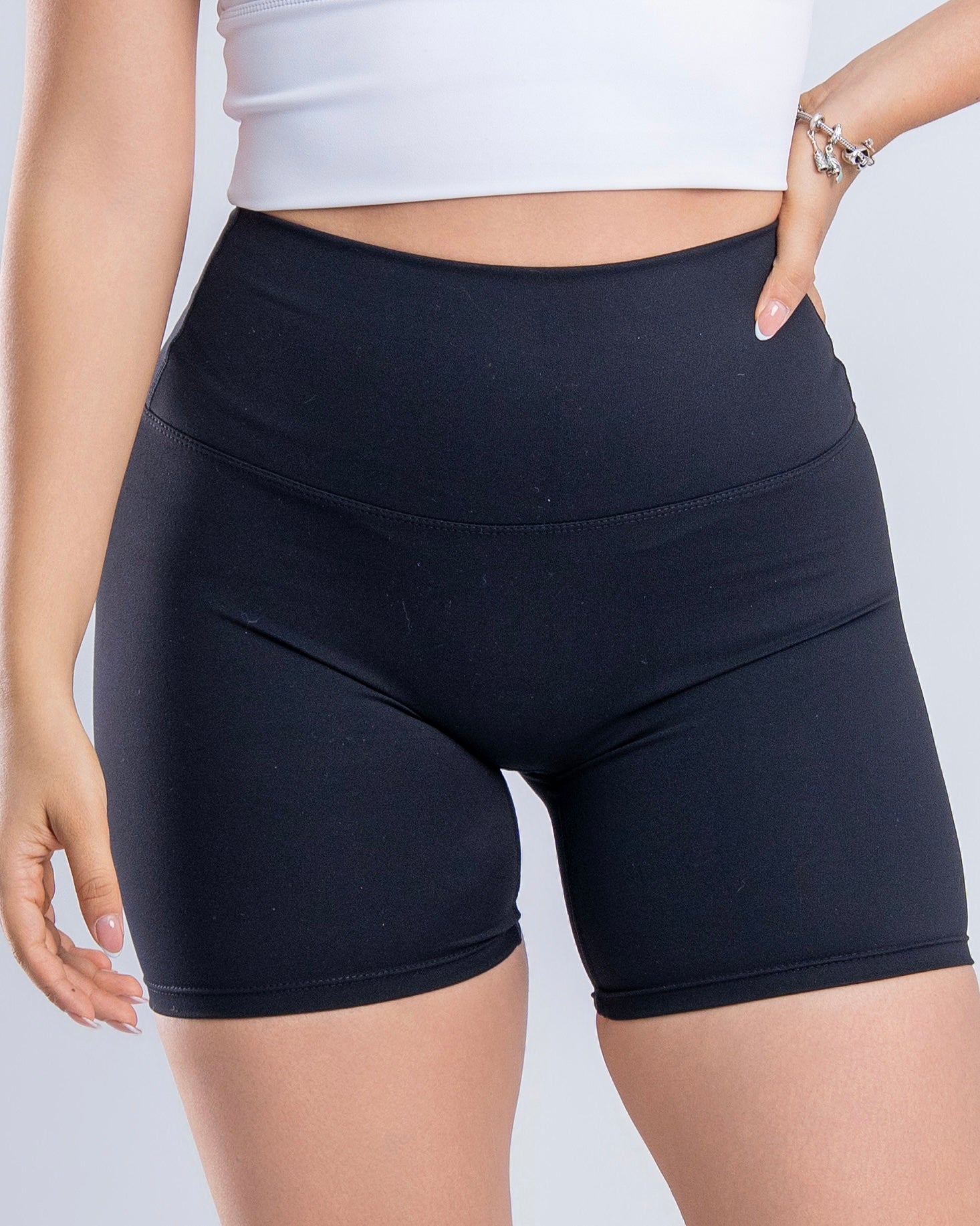 BASIC BLACK