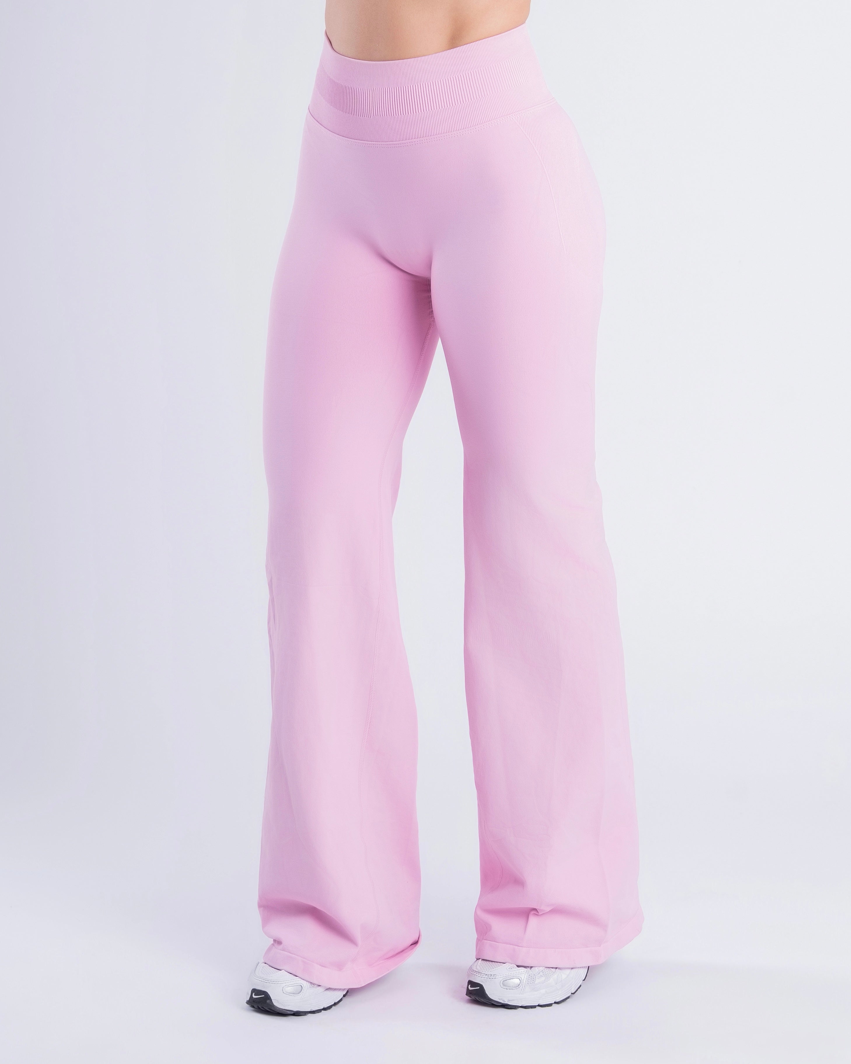 FLARED BABY PINK
