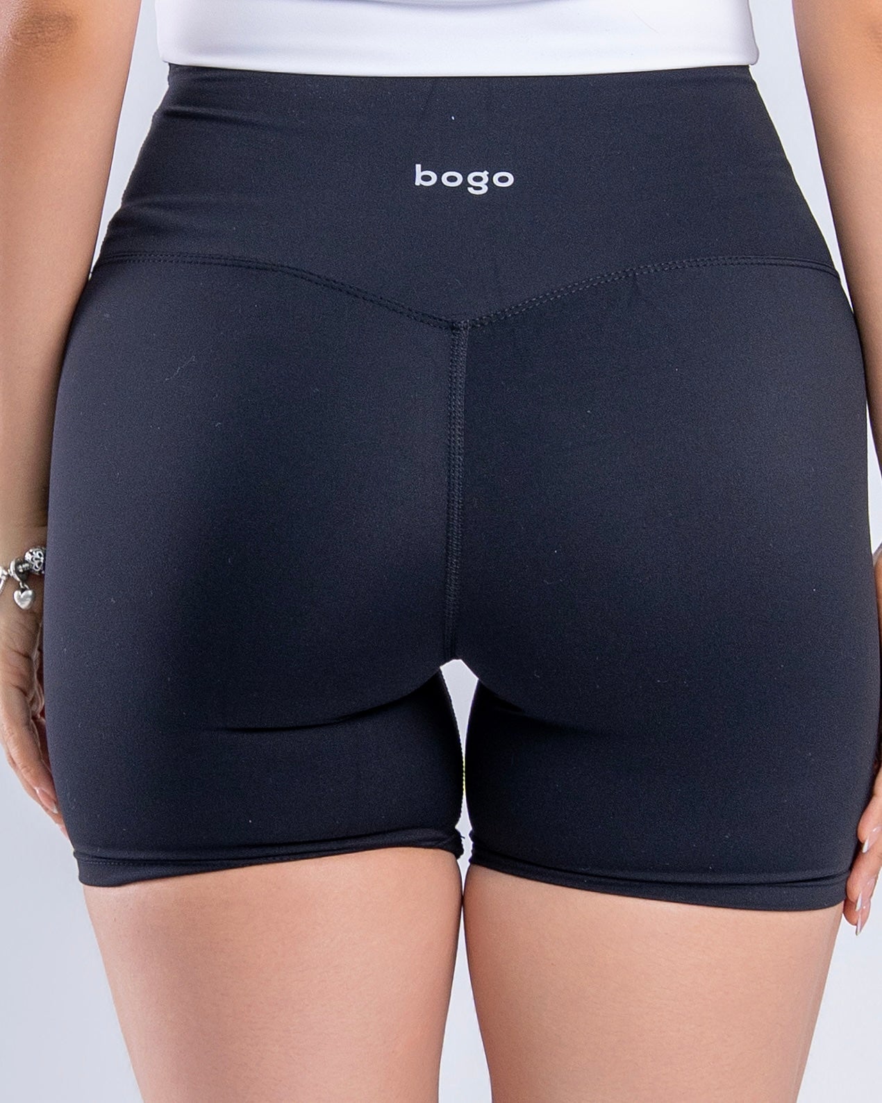 BASIC BLACK